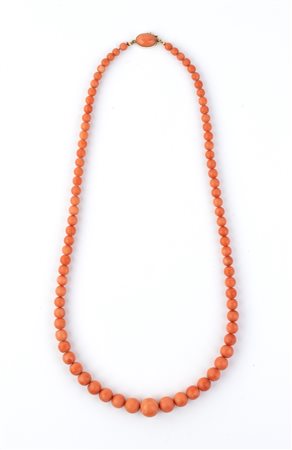  
Collana in corallo Mediterraneo ed oro  
 