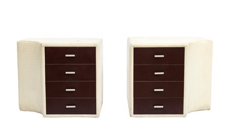 Coppia di comodini in pelle bianca    Guido Faleschini