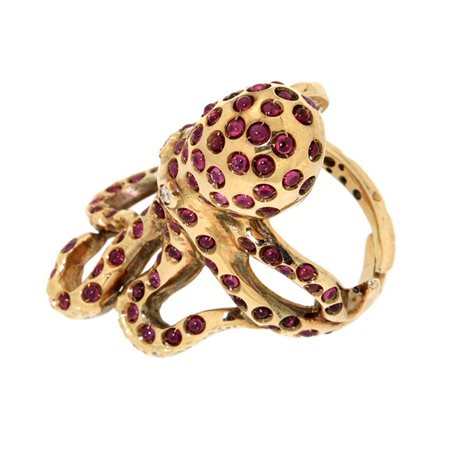 ANELLO Anello in oro giallo, a forma di piovra, due diamanti taglio brillante...