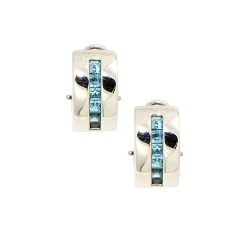 COPPIA DI ORECCHINI Coppia di orecchini in oro bianco, a cerchio, con al...