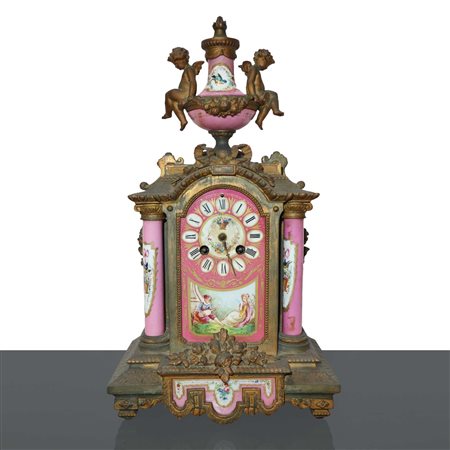 Orologio da tavolo, in bronzo dorato, Early 20° secolo 