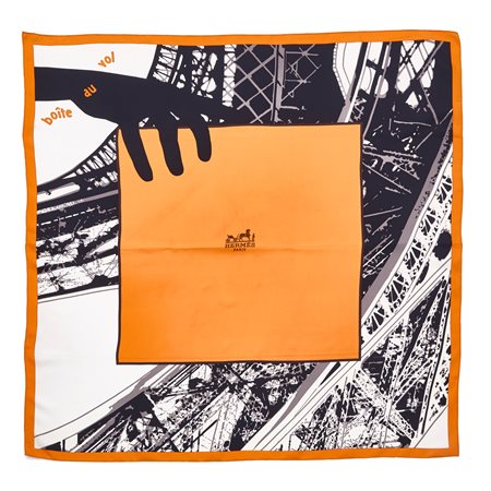 Hermes  
Hermès "Boite au vol Tour Eiffel"  
 