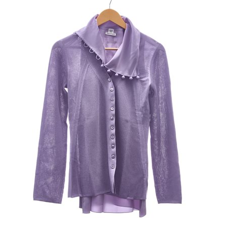 Hermes  
Lotto composto da camicia e maglione Hermès 
 