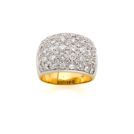  
Anello in oro e diamanti 
 
