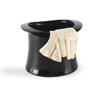 Cache pot in ceramica a forma di cappello a tuba nera e guanti bianchi...