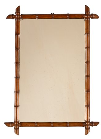 Specchio da parete, prima metà del XX secolo con cornice in olmo intagliato a...