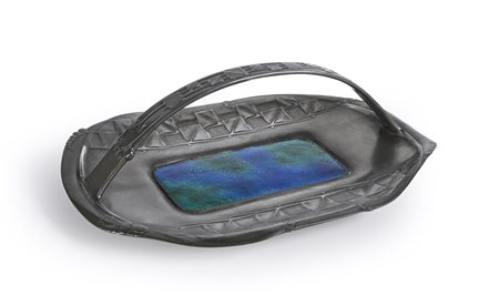 Archibald Knox (1864 - 1933) - Centrotavola in peltro Tudric e smalto...