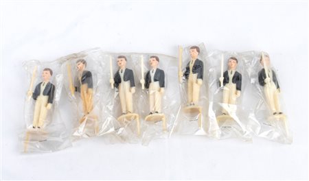  
Collezione figurine, personaggi per matrimonio, comunione 1910-1950
Composizione 