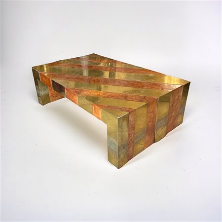 Gabriella Crespi (1922 - 2017) 
Tavolo da salotto 1970 - 80
radica e ottone 42,5 x 135 x 84,5 cm