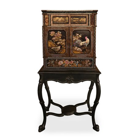 Cabinet laccato nero, Late 19° Secolo