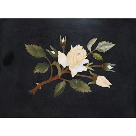 Commesso toscano di marmi raffigurante ramo di rose con foglie, 20° Secolo