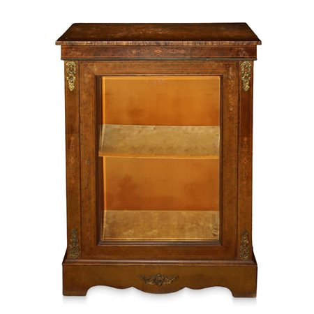 Vetrina bassa con uno sportello a vetri