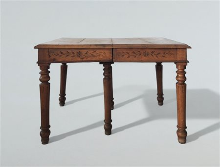 Tavolo da pranzo allungabile in noce biondo