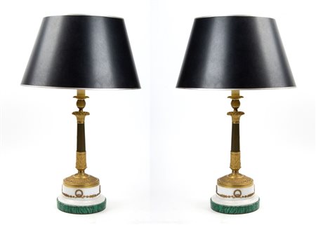 Coppia di lumi francesi XX secolo Dimensioni 58 x 20 x 20 cm. Dimensioni con...