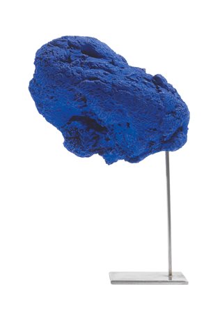 Yves Klein (Nizza, 1928 - Parigi, 1962) Untitled Blue Sponge (SE 77), 1960...