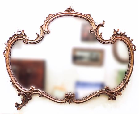 SPECCHIERA IN LEGNO INTAGLIATO E DORATO - GILTWOOD MIRROR prima metà del XX...