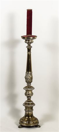 GRANDE TORCIERA RIVESTITA IN TOLE DORATA - FLOOR PRICKET COATED WITH GILDED...