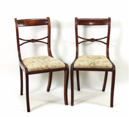 COPPIA DI SEDIE IN NOCE - PAIR OF WALNUT CHAIRS XIX secolo - 19th Century...