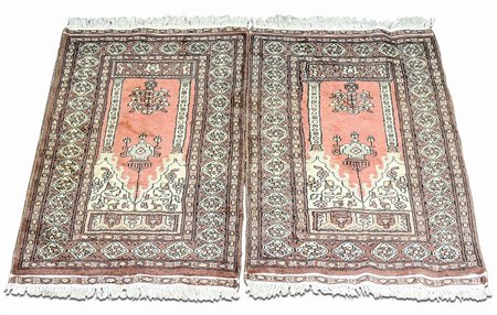 COPPIA DI TAPPETI PREGHIERA SCENDILETTO - PAIR OF PRAYNG MATS cm 100x64
