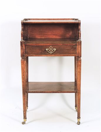 GUERIDON IN NOCE - WALNUT GUERIDON piano con alzata, un cassetto nella...