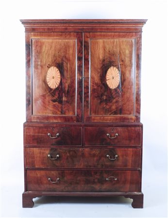 STIPO IMPIALLACCIATO IN PIUMA DI NOCE - WALNUT VENEERED CABINET XIX secolo -...