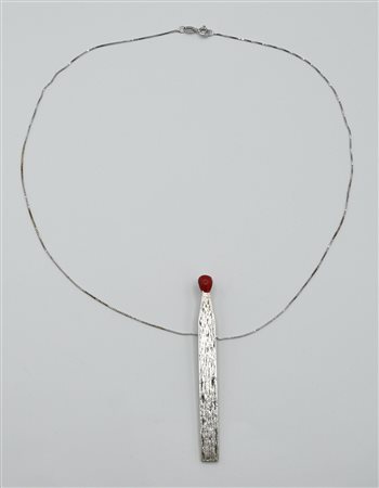 Raymond Hains (1926 - 2005) PENDENTE "FIAMMIFERO", 2005 argento 925 e smalto...