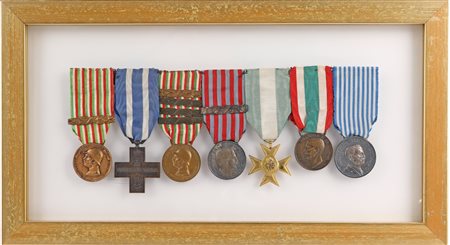 Sette medaglie con nastrino Vittorio Emanuele III: 2 esemplari della Guerra...