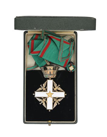 Onorificenza della Repubblica Italiana - Croce grande con nastro da collare...