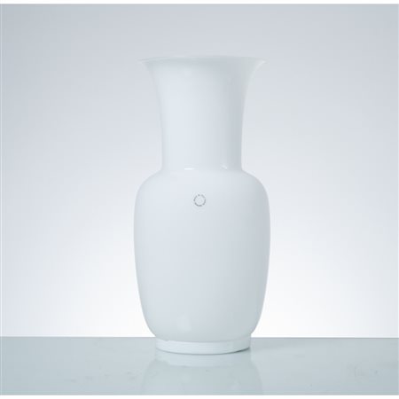 VENINI, Vaso della serie “Opalini” modello “706”