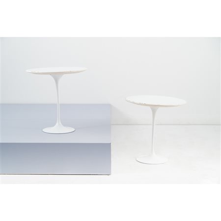 EERO SAARINEN, Coppia di tavoli bassi modello “Tulip”