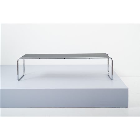 MARCEL BREUER, Tavolo basso modello “Laccio” B10