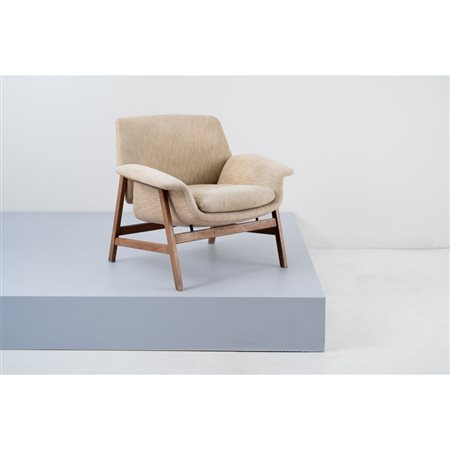 GIANFRANCO FRATTINI, Poltrona modello “849”