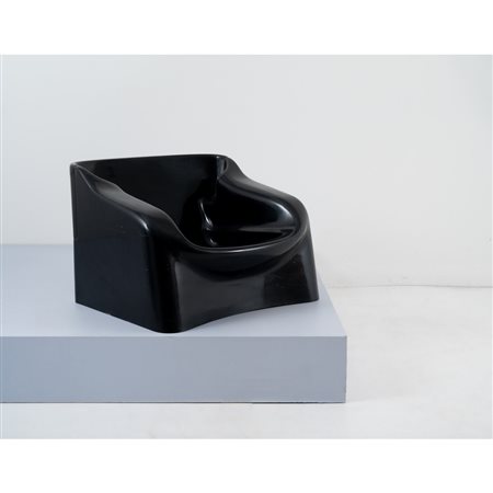 FERDINANDO BUZZI, Poltrona modello “Galassia”