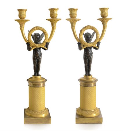OGGETTISTICA VARIA COPPIA DI CANDELABRI IMPERO IN BRONZO DORATO E BRUNITO,...