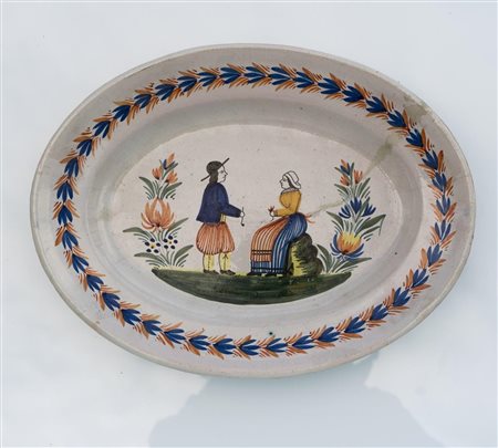 Vassoio con decoro di uomo e dama in costumi tradizionali. H.B. Quimber   