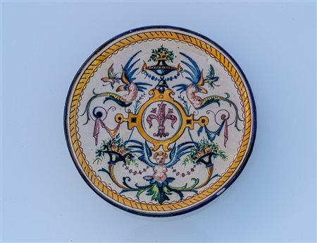 Piattino con grottesche   Manifattura fiorentina della fine del XIX secolo