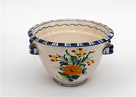 Ciotola con doppi manici e decoro a fioraccio   Manifattura di Castelli del XX secolo