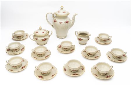 Servizio da caffè da 12 Teresie Selftmann Welden Bavaria decorato a roselline e lumeggiato in oro   