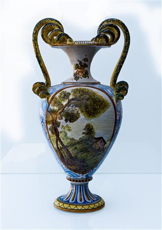 Anfora biansata con decoro a serpenti.    Manifattura Pardi degli anni Venti del Novecento