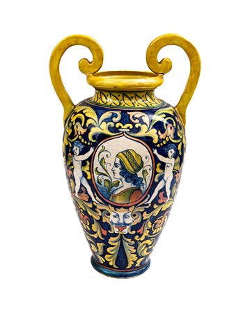 Grande anfora biansata a lustro metallico della manifattura B.A.U. (Bottega Artigiana Umbra)    Manifattura di Gualdo Tadino degli anni Trenta del Novecento