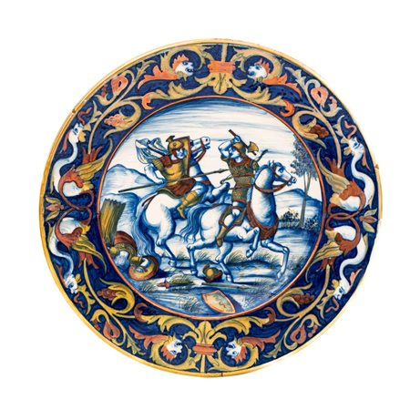 Piatto a lustro metallico con scene di battaglia    Manifattura di Gualdo Tadino degli anni Venti del Novecento