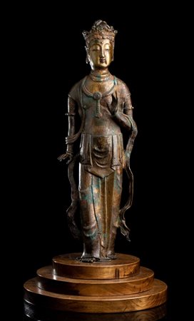  
SCULTURA IN BRONZO CON BODHISATTVA STANTE 
 