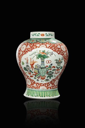 CACHEPOT<BR>Cachepot in porcellana Famiglia Verde