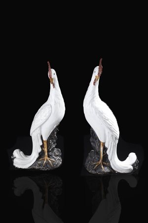COPPIA DI FENICI<BR>Coppia di fenici in porcellana