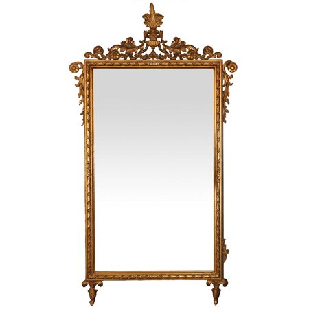 Specchiera in legno dorato rettangolare, con cimasa