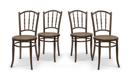 QUATTRO SEDIE IN FAGGIO, STILE HOFFMANN INIZI XX SECOLO
