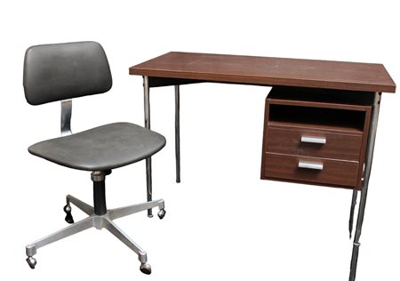 PICCOLA SCRIVANIA PIÙ POLTRONA