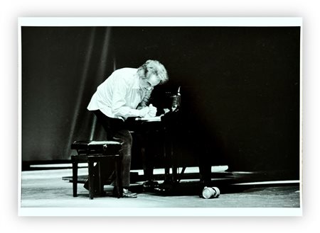 EMILIO FABIO SIMON (1940) - Giuseppe Chiari (Fluxus) - Teatro di Porta Romana (Mi), 1981