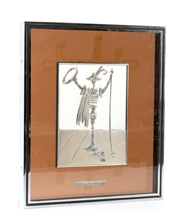 SALVADOR DALÍ
Figueres, 1904 - 1989  
Caballero Español, in argento 1977
 Altezza x larghezza: 22 x 16,8 cm. Peso: 170 gr.