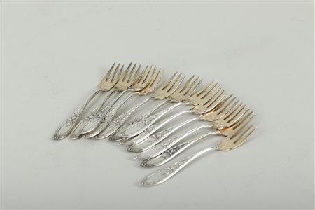 A lot consisting of (12) small jam forks. marked 830, 2nd grade.